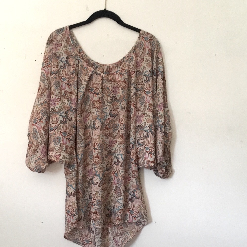 Batwing, Balloon sleeve, Tan Paisley Women's Blouse